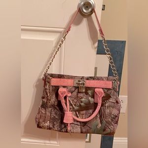 New Cameo Handbag